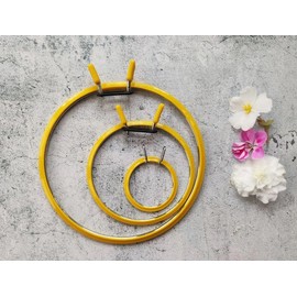 Nurge Aros de Bordado de tensión de Resorte de Metal de Calidad Superior, Aros de Punto de Cruz, Aros de zurcir, Calada de tensión de Bordado (Amarillo, Mezcla de tamaños)