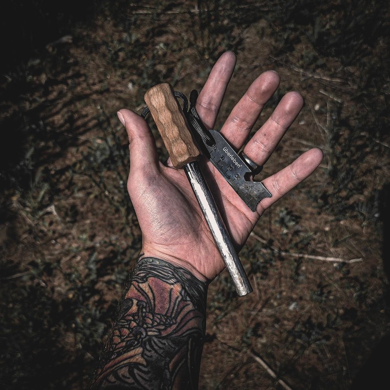 überleben Kräftig Grip Ferro Rod Fire Starter for Survival w/Multi-Tool
