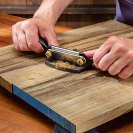 Rockler Bench Dog No. 80 Cabinet Scraper - Durable Easy-to-Use Wood Planer Hand Tool - Tear-Out Free Furniture Scraper Tool w/Adjustable Blade - Essential Hand Woodworking Tools for Smooth Surfaces