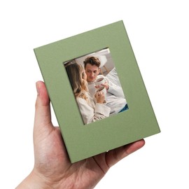 Remowith Small 4x6 Photo Album 100 Pockets Linen Cover with Front Window Portable Mini Picture Book for Family Travel Wedding and Memory Keepsake Organizer Light Green