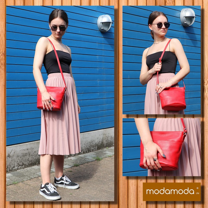 modamoda de - T198 Italian Leather Shoulder Bag Small, black