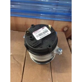 Carrier Bryant Payne Honeywell Furnace Vacuum Air Pressure Switch HK06NB031 NEW