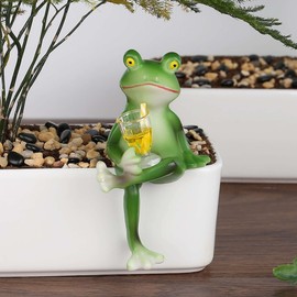 LAIDANLA Miniature Frog Figurines Funny Frog Garden Decor Outdoor Statue Plant Decorations for Garden Lawn Yard Ornament (Drinking Juice)