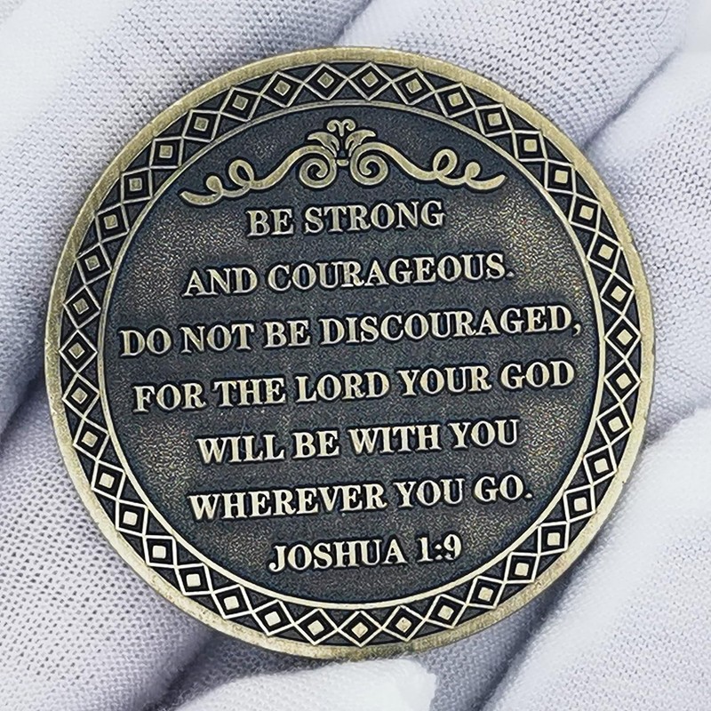 Lion Religious Challenge Coin - Psalm 31:24 & Joshua 1:9