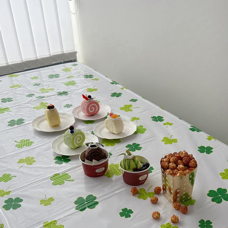 OQOQ St Patricks Day Tablecloth (2 Packs) - 54x108 inches