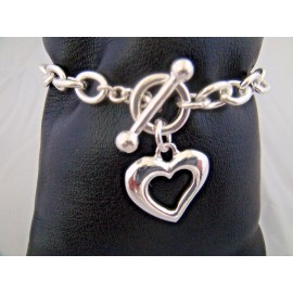 Icon Collection Heart Bracelet Silver Link Chain Toggle Closure 7 Inches Open Heart