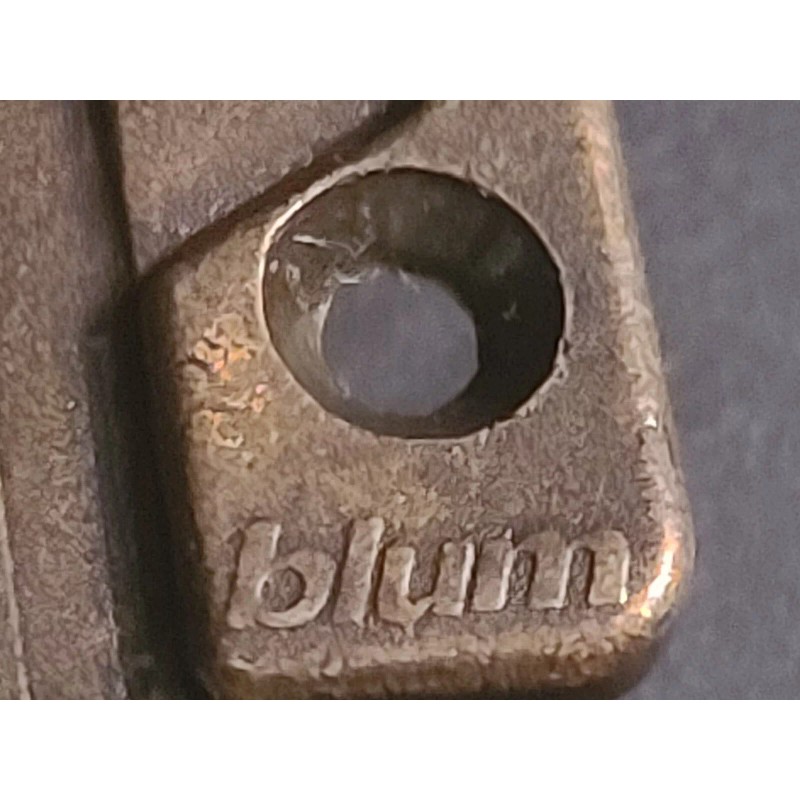 Blum (LOT OF 1) RARE Blum COMPACT 110° Hinge 30.310-11.02