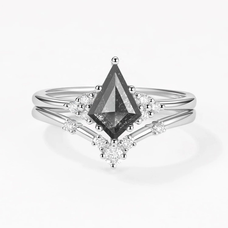 Salt and Pepper Geometric Arrowhead Stackable Ring | Gemstone &