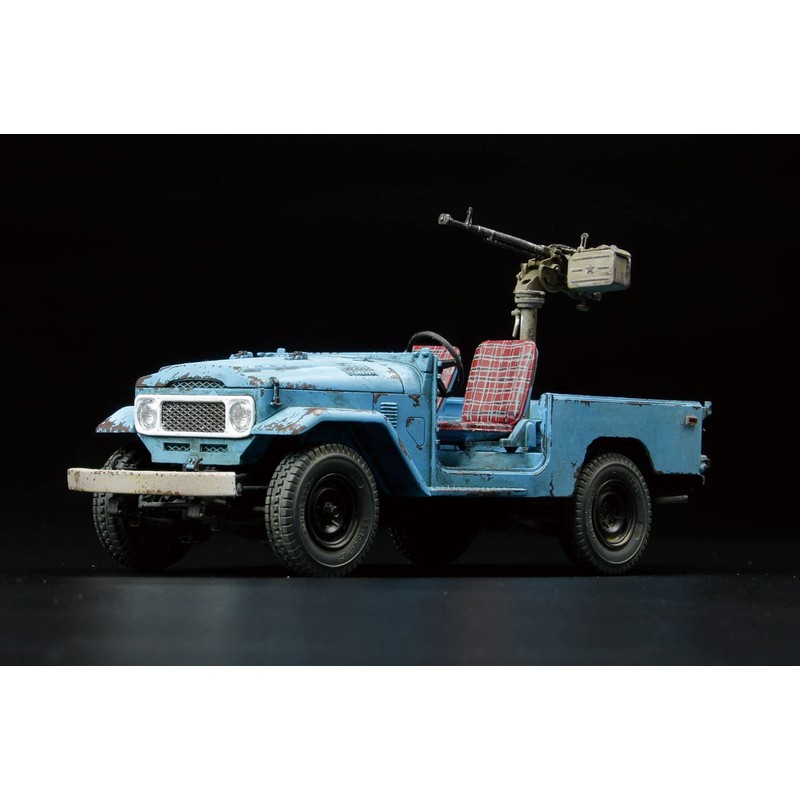 AK Interactive FJ43 Pickup 1:35 Scale Plastic Model Kit Truck