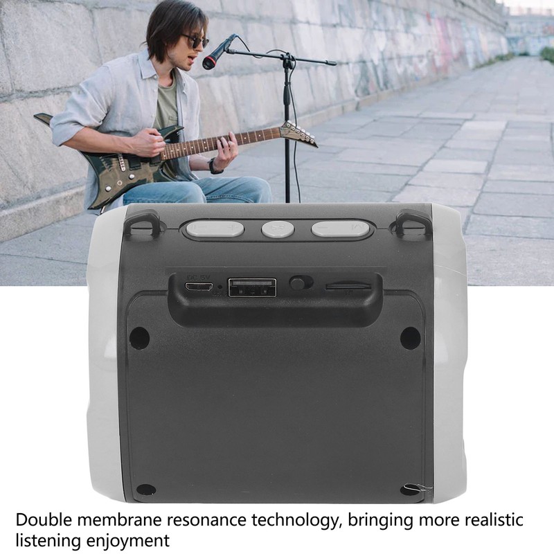 Outdoor Waterproof Bluetooth Speaker Wireless Bluetooth Portable Speakers with 1500mAh