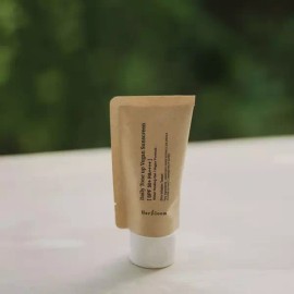 Hublume 허블룸 데일리 톤업 비건 선스크린 229223 Hublume Daily Tone-Up Vegan Sunscreen 229223