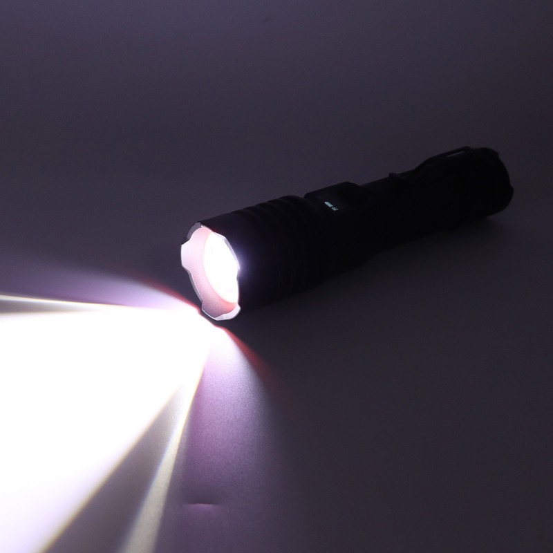 LED Flashlight USB Charging IPX4 Waterproof Aluminium Alloy Intelligent Digital
