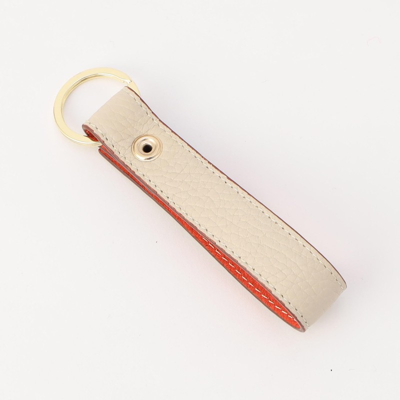 Com Size M 95-10WI01-204 Shrink Leather Key Chain, Cream x