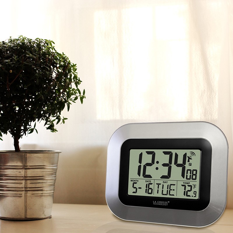 La Crosse Technology WT-8005U-S Atomic Digital Wall Clock with Indoor