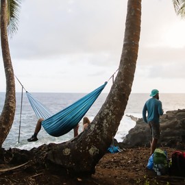 NATUREFUN Ultra-Light Travel Camping Hammock | 300kg Load Capacity,Breathable,Quick-drying Portable Hammock | 2 x Premium Carabiners,2 x Nylon Slings Included | Outdoor Indoor Garden