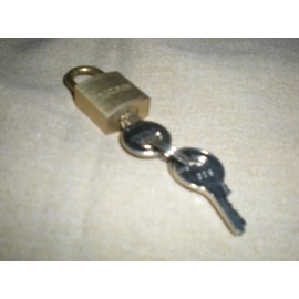 Takigen Brass Lock w/3 keys small