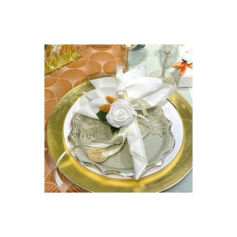Luck and Luck 8 Sage Green Paper Plates with Gold