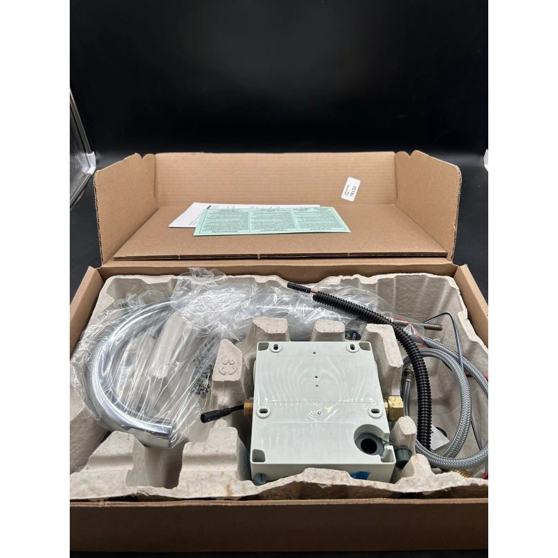 American Standard Selectronic 0.5 GPM Deck Mounted electronic bathroom faucet