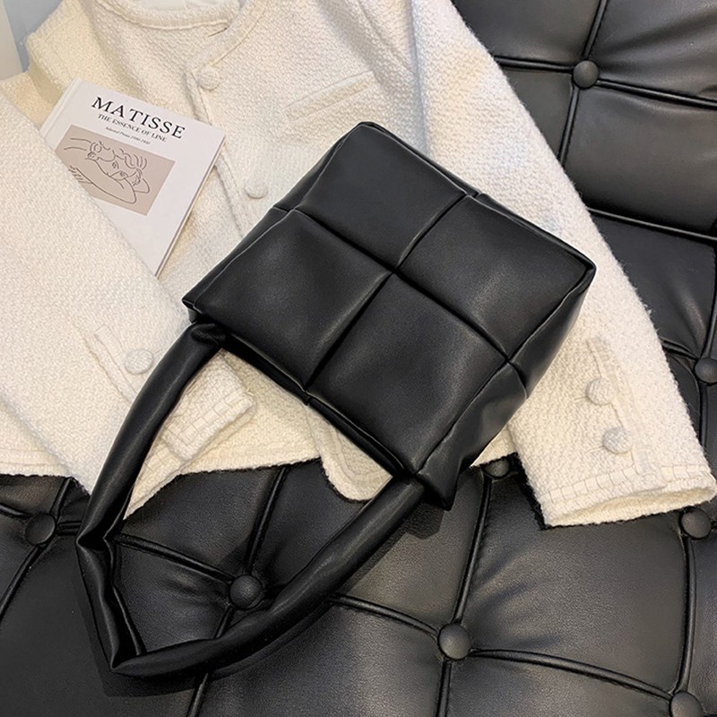 Underarm Bag Lattice Plain PU Simple Elegant Delicate Large Capacity