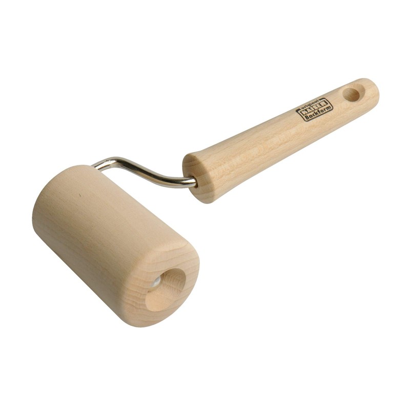Kaiser 769691 Pastry Roller Beech Wood with Metal Axle 7.5