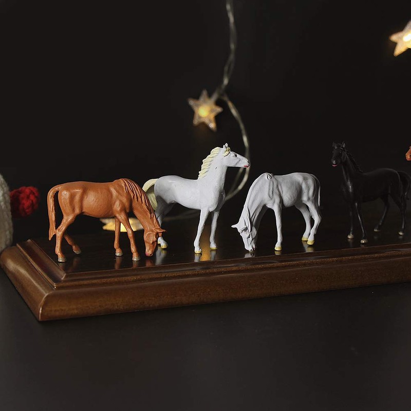 Evemodel 12pcs Model Trains O Scale Painted PVC Horses 1:43
