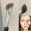 High nose bridge completion shadow nose shading multi makeup brush, 1 piece, unscented / 높은콧대 완성 그림자 코쉐딩 멀티 메이크업 브러쉬, 1개, 무향