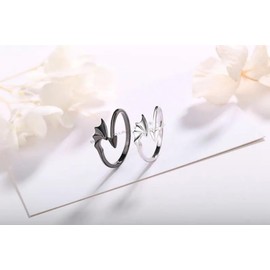 Matching Rings for Couples Best Friends - Adjustable Rings Promise Rings for Him Her, Wings Shaped Hugging Protection Jewelry - Gift Wrap (Black&White)