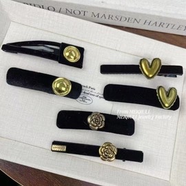 Mini Claw Clip / Classic Hair Pin / Half-Up Hair Clip for Girls - Autumn Winter Gold Heart Design Pooh Golden Love Hairpin 20ea