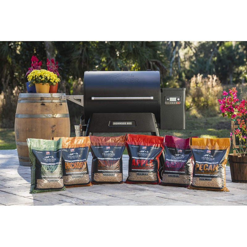 Traeger Grills Signature Blend 100% All-Natural Hardwood Pellets for Grill