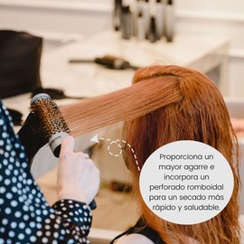 TERMIX - Cepillo Redondo Profesional Evolution Basic Ø23 | | Cepillo Profesional para Cabellos de Grosor Medio | Fibras Adaptadas e Ionizadas | Secado Rápido con Perforado Romboidal | Mango Ergonómico y Antideslizante | Brillo y Salud Capilar