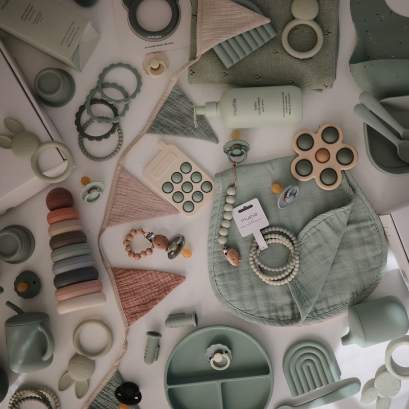 mushie Silicone Suction Plate | BPA-Free Non-Slip Design (Cambridge Blue)