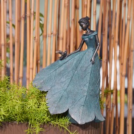 Guichifun Fairy Statues Solar Outdoor Lights - Resin Garden Figurines Decorations for Patio Yard Lawn Decor Housewarming Gardening Gifts for Women Mom 7.4 x 5.3 x 12 Inch