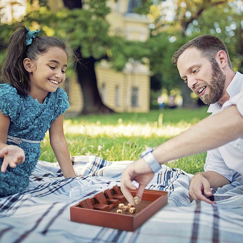AMEROUS Shut The Box Dice Game，Wooden Board Table Math Game