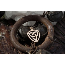 Windalf Jewellery Pendant Tara 2.5 cm Triskele Bronze, Bronze
