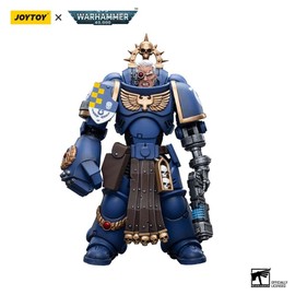 JoyToy Warhammer 40K: Ultramarines Lieutenant with Power Fist 1:18 Scale Action Figure