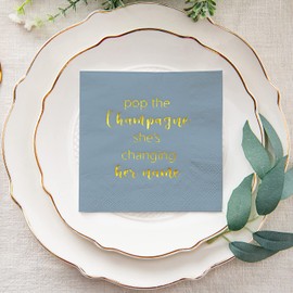 Crisky Servilletas de cóctel para despedida de soltera, papel de aluminio dorado, para despedida de soltera, fiesta de compromiso, decoración de fiesta, suministros [50 unidades de 3 capas]