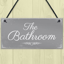 RED OCEAN 'THE BATHROOM' Shabby Chic Hanging Door Sign Plaque Sign for Toilet or Bathroom The Loo Home Decor
