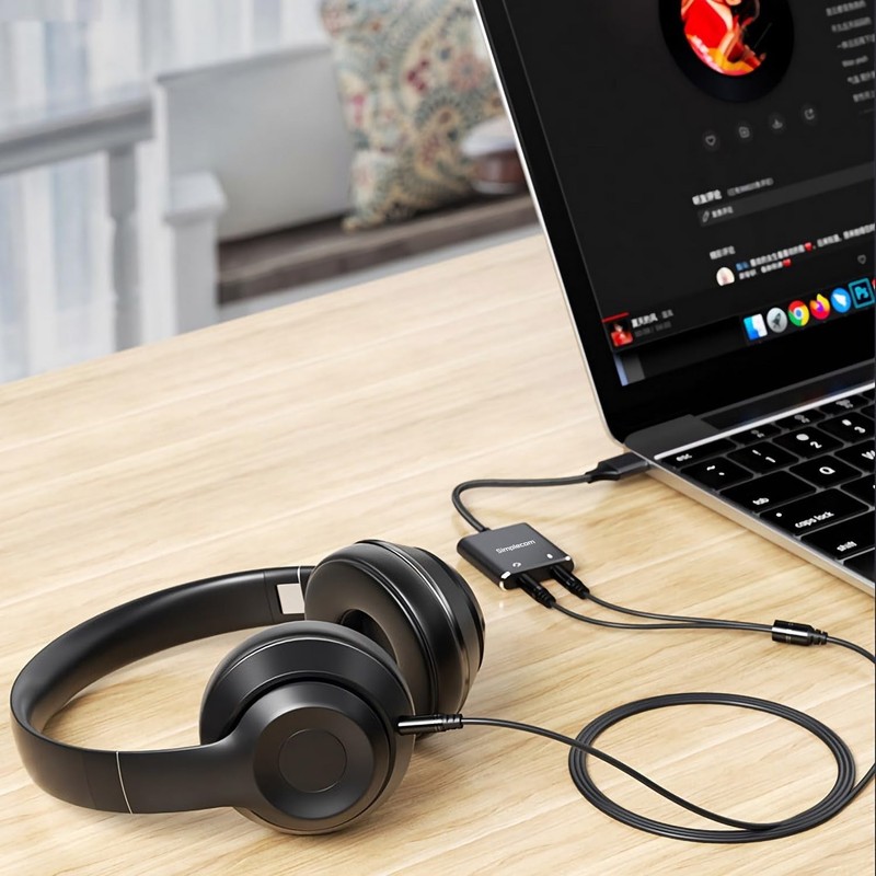 Simplecom CA152 USB to 3.5mm Audio and Microphone Sound Card