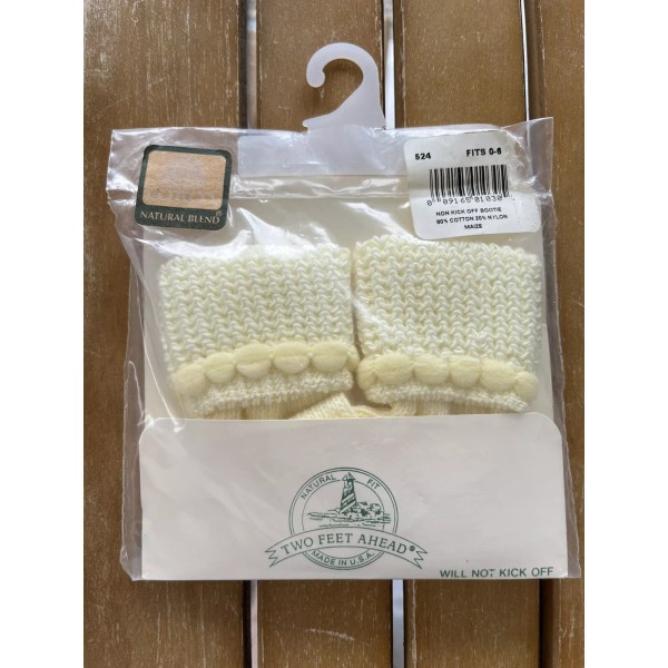 Two Feet Ahead Baby Booties Pom Pom Socks 0-6 Mo