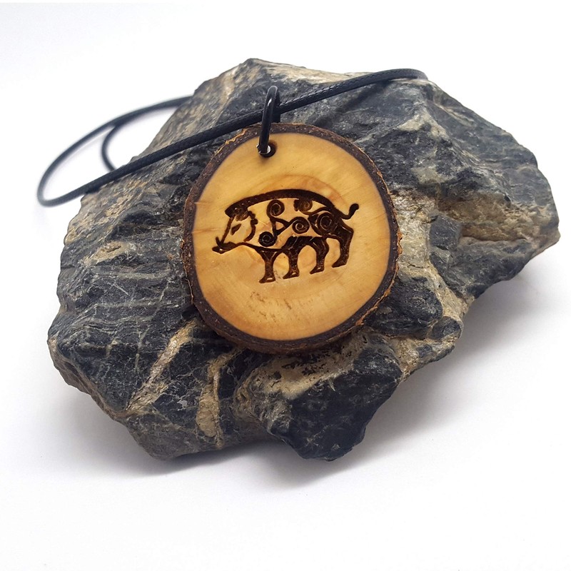 Celtic Boar Wooden Pendant Necklace – Engraved Wild Boar Animal
