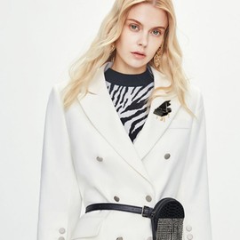 Music Note Brooch Lapel Pin for Women Piano Guitar Musician Musical Instrument Music Note Emblem Bedge Brooches Lapel (Black Piano)