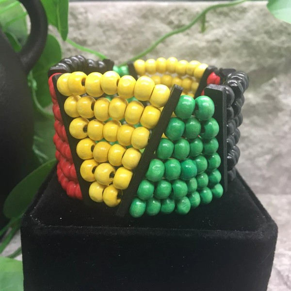 Handmade Beaded 7" Plus Juneteenth African Wood Stretch Bracelet A1080