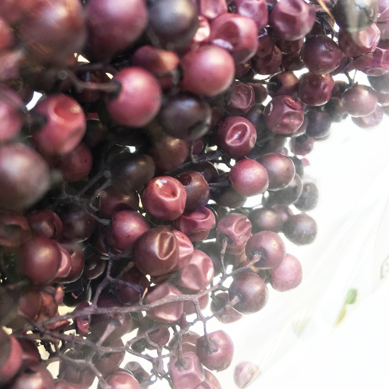 Daichi Farm DO003380-400 Preserved Flowers, Pepperberry Preserved, Purple, Approx. L