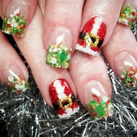 Santa Claus Press on Nails Short Square Fake Nails with Glue Red Green Glitter Stick on Nails Full Cover Christmas Acrylic Nails Bling Bling New Year False Nails for Women Girls DIY Manicure Art 24Pcs