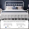 Yaheetech Classic Metal Platform Bed Frame Mattress Foundation with Victorian