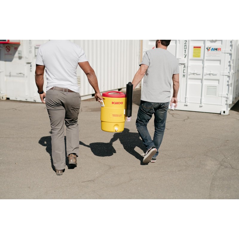 Igloo 10 Gallon Industrial Beverage Cooler, Yellow/Red/White