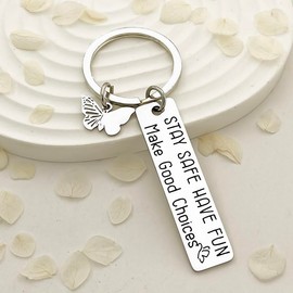 Zguhsadl Sweet 16 Birthday Gift For Girls Have Fun Make Good Choices Gifts For Sister Daughter Happy Birthday Keychain for Women Friends 16th teenage 16 Years Old Gifts