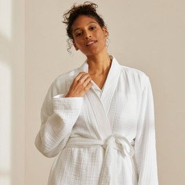 BOLL & BRANCH Dream Robe - White, Medium - 100% Organic Cotton - Ultra Soft, Lightweight, Breathable, and Pre Shrunk - Unisex, Deep Side Seam Pockets, and Adjustable Self-Tie Belt