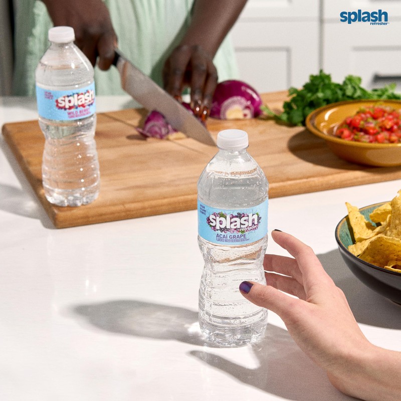 Splash Refresher, Acai Grape Flavor Water Beverage, 16.9 Fl Oz
