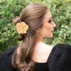 5pcs Flower Claw Clips for Women Hawaiian Hair Clips Multi-Color Floral Pearl Hair Clamp Strong Hold for Thick/Thin Hair Fashion Hair Accessories for Women Girls